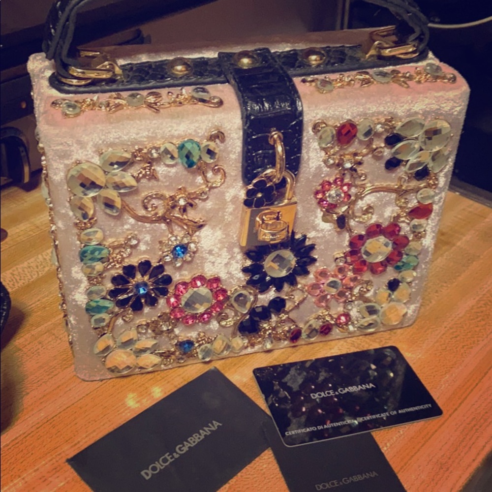 COPY - D&G GORGEOUS statement bag!🤩😍